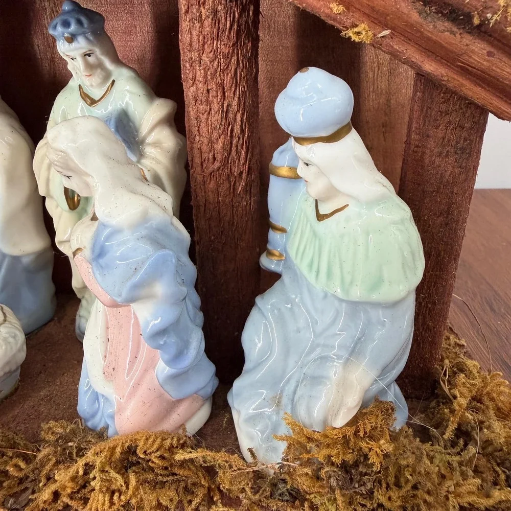 Pastel Porcelain Nativity Scene Wooden Stable Christmas Decor Holiday Display